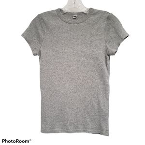Gray Uniqlo Ribbed Tee